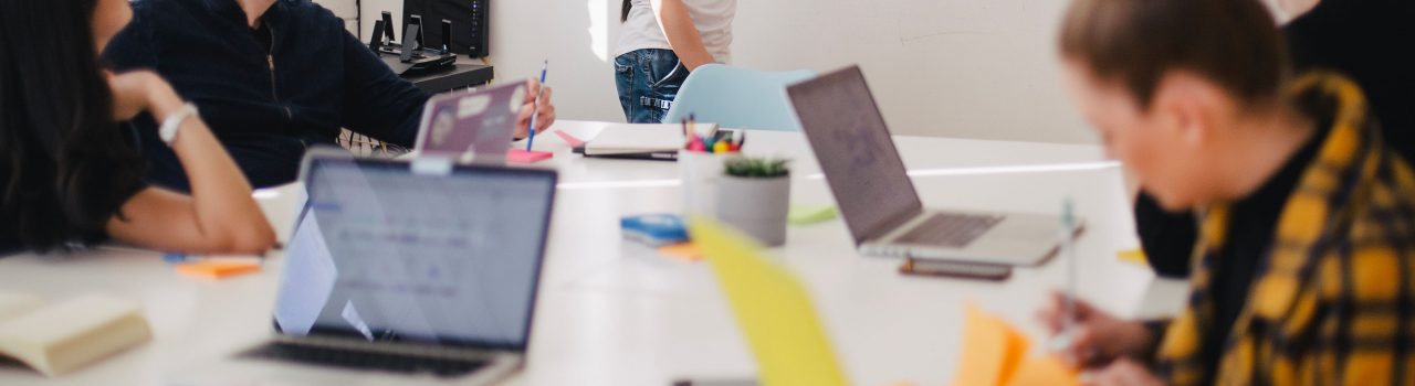 E-Career | La red digital del mundo